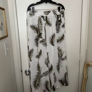 EUC Cropped linen blend Panama Jack pants XL